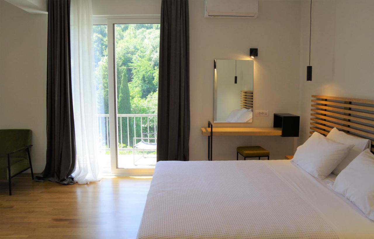 Theoxenia Hotel Andrítsaina Eksteriør bilde