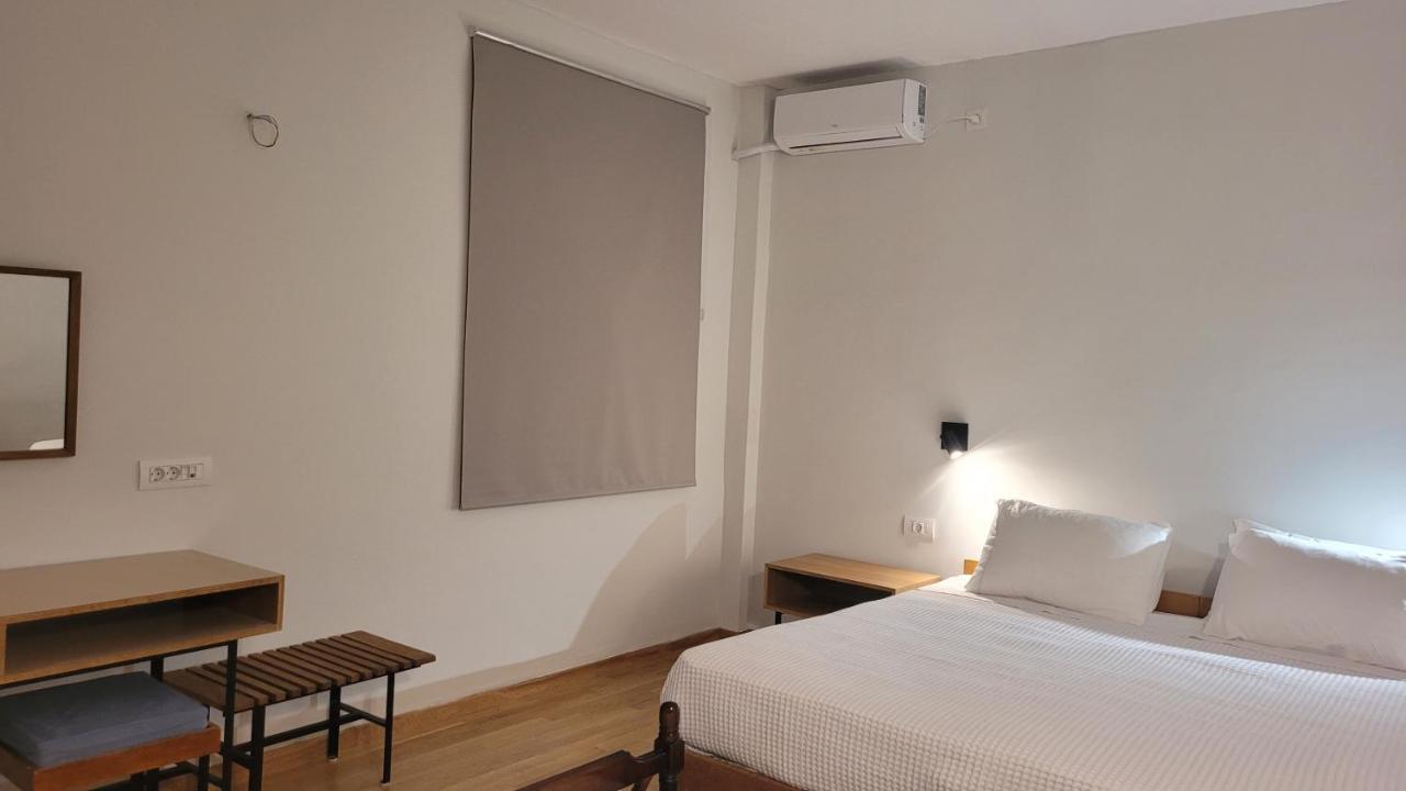 Theoxenia Hotel Andrítsaina Eksteriør bilde