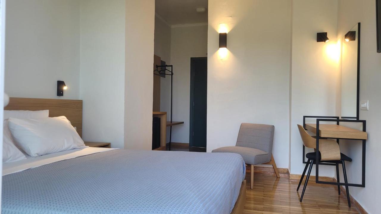 Theoxenia Hotel Andrítsaina Eksteriør bilde