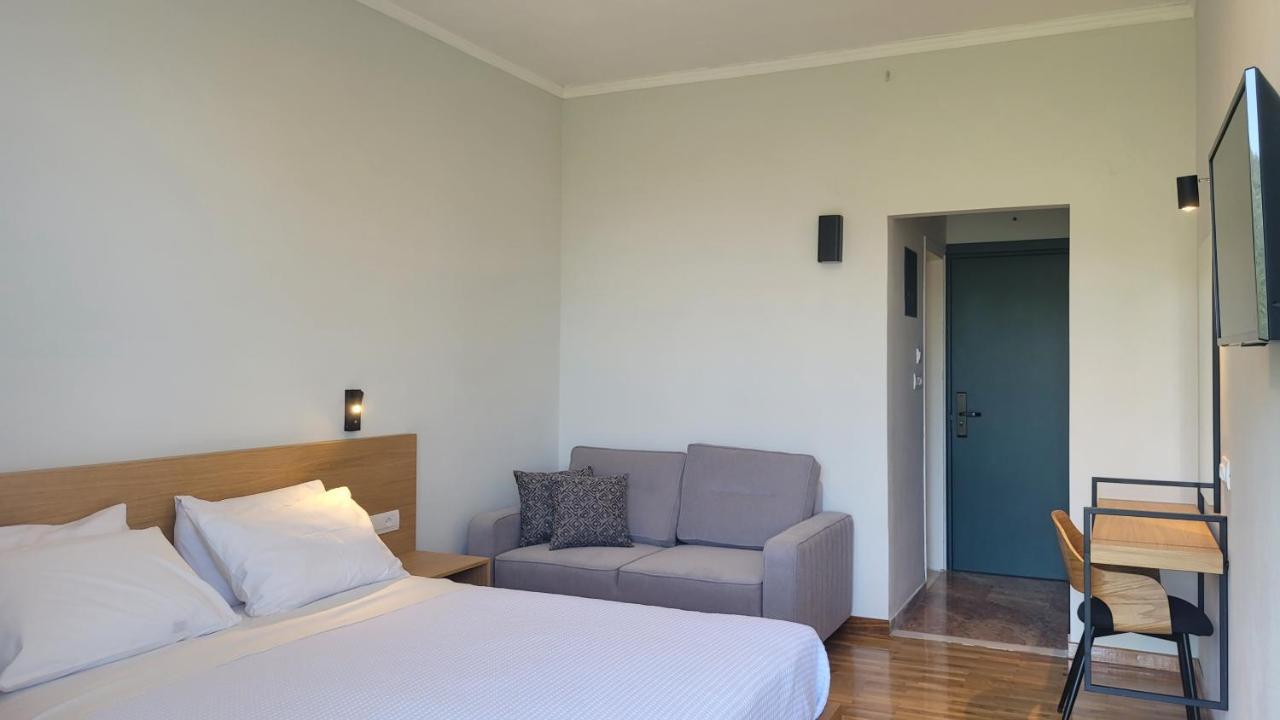 Theoxenia Hotel Andrítsaina Eksteriør bilde